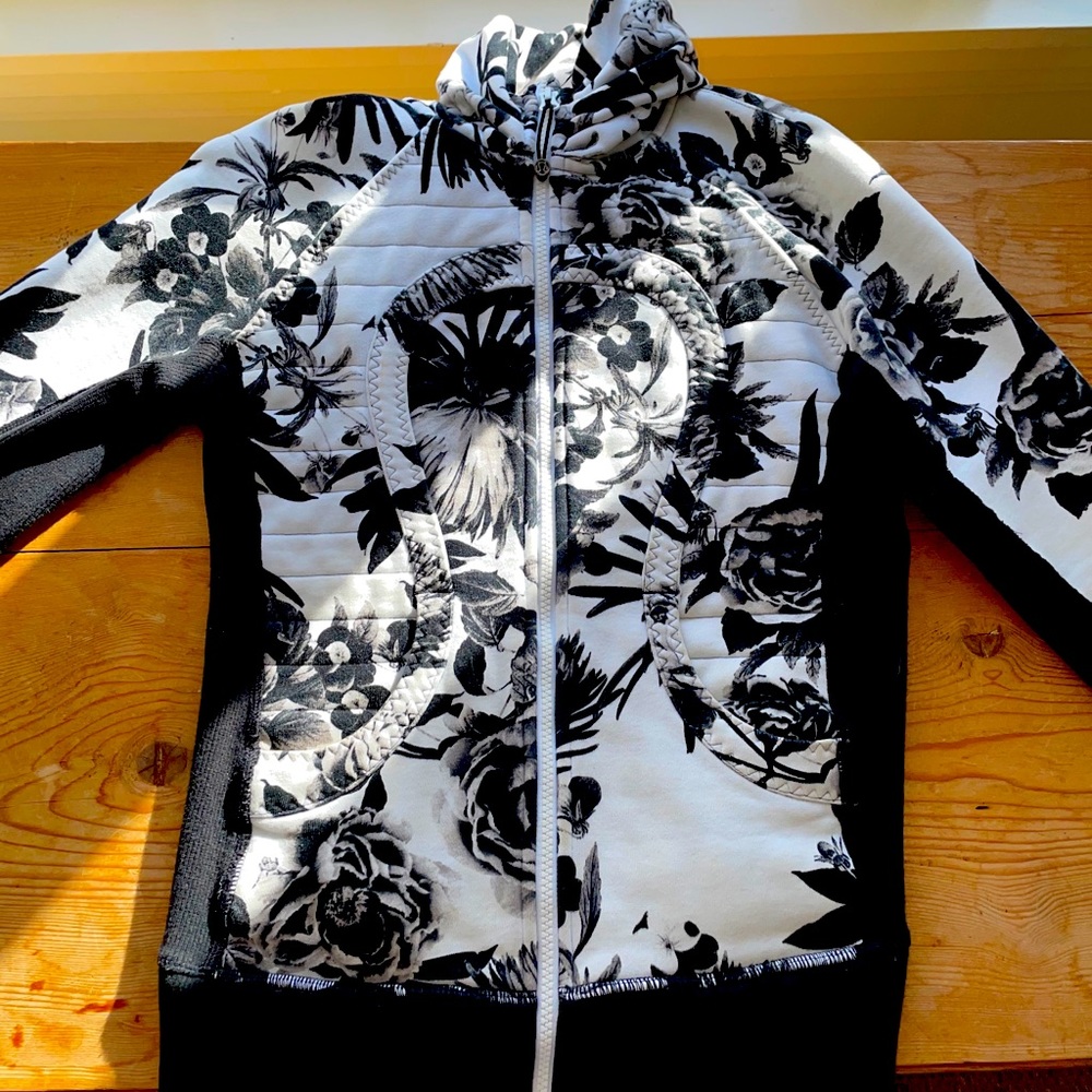 Woman’s Floral Exercise Jacket
